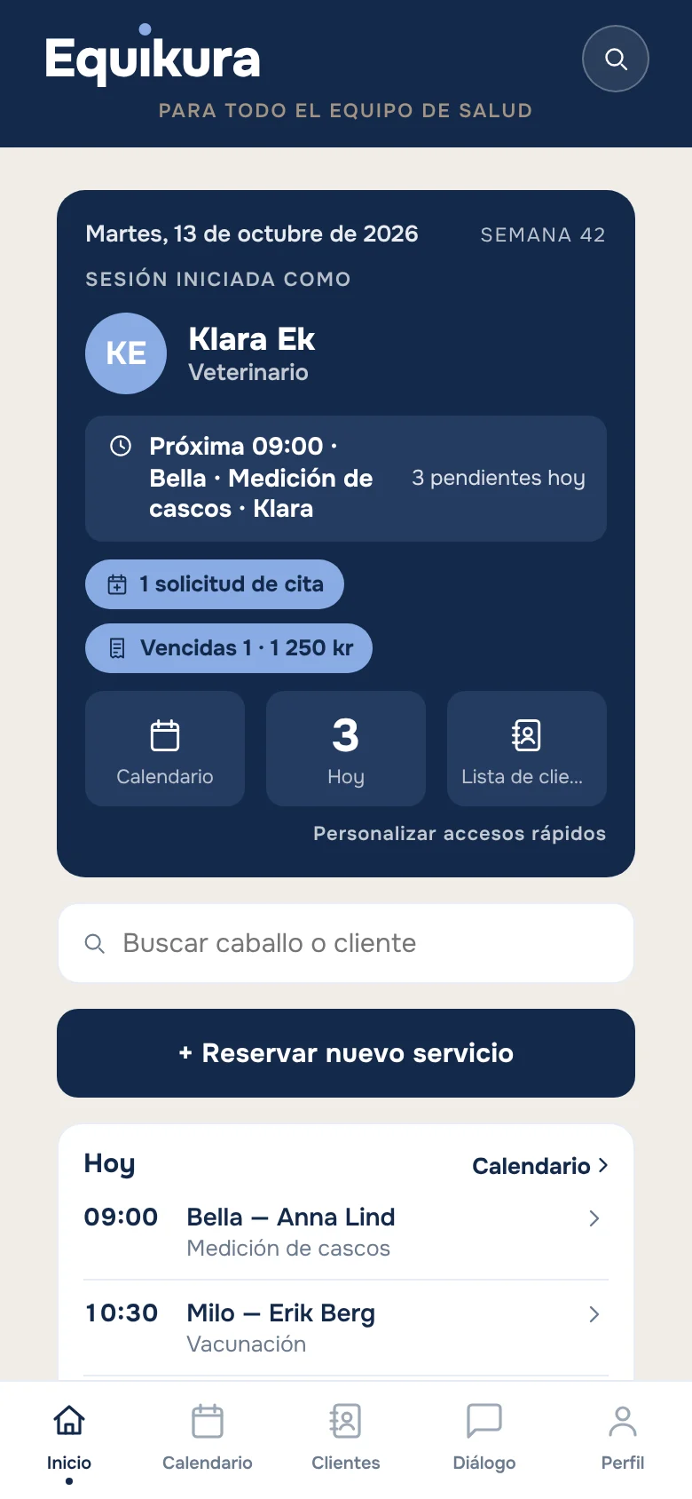 La pantalla de inicio de la clínica con la fecha de hoy, la próxima cita, lo pendiente y tres accesos rápidos
